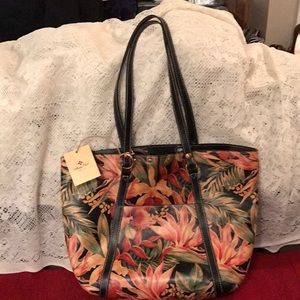 Lady's tote